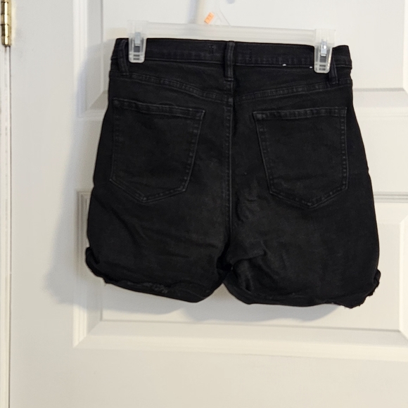 Short - Picture 2 of 3